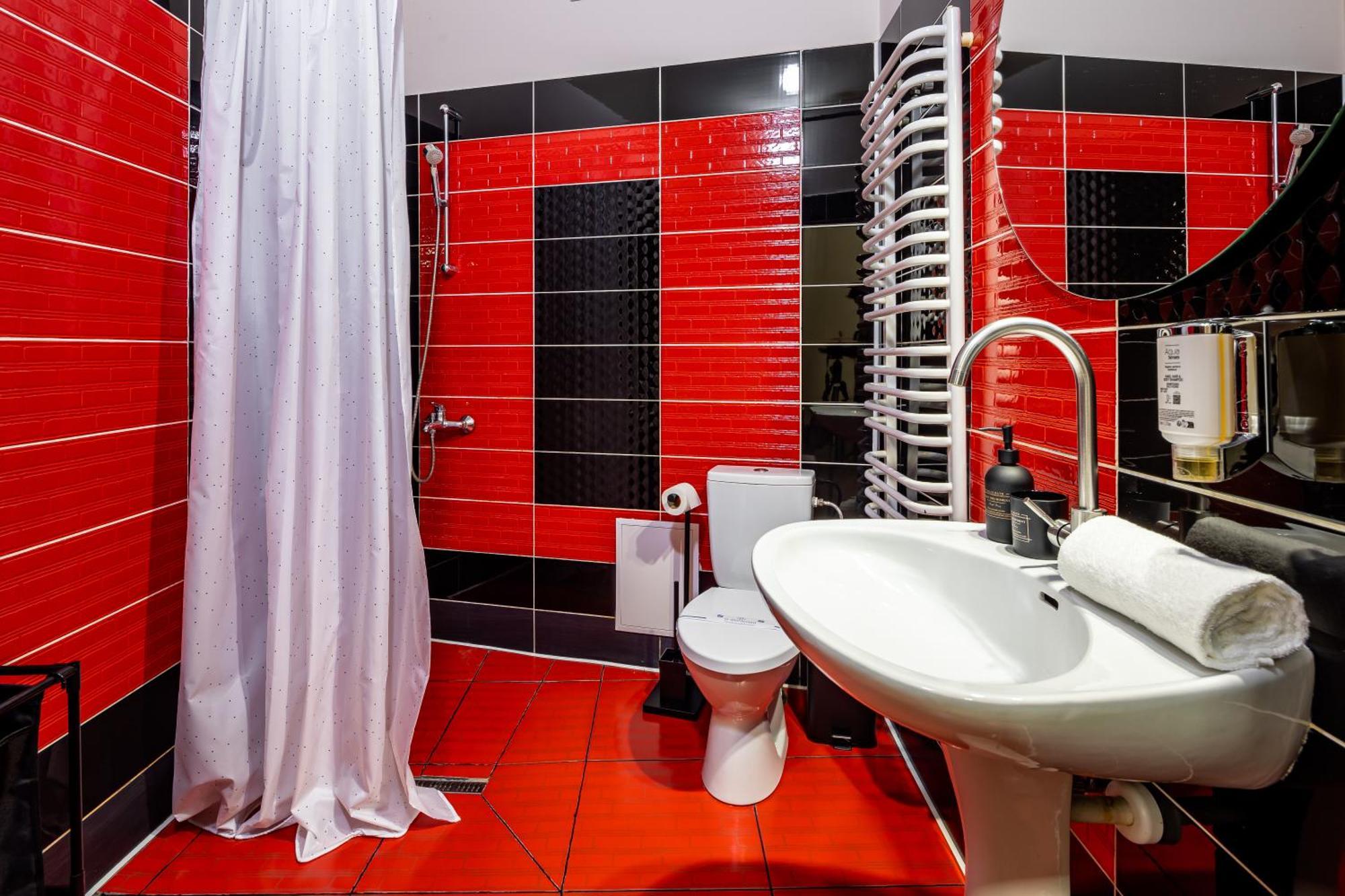 Avangard LChin*M Apartment Lviv Bagian luar foto